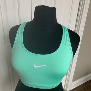 Nike Dry fit sports bra